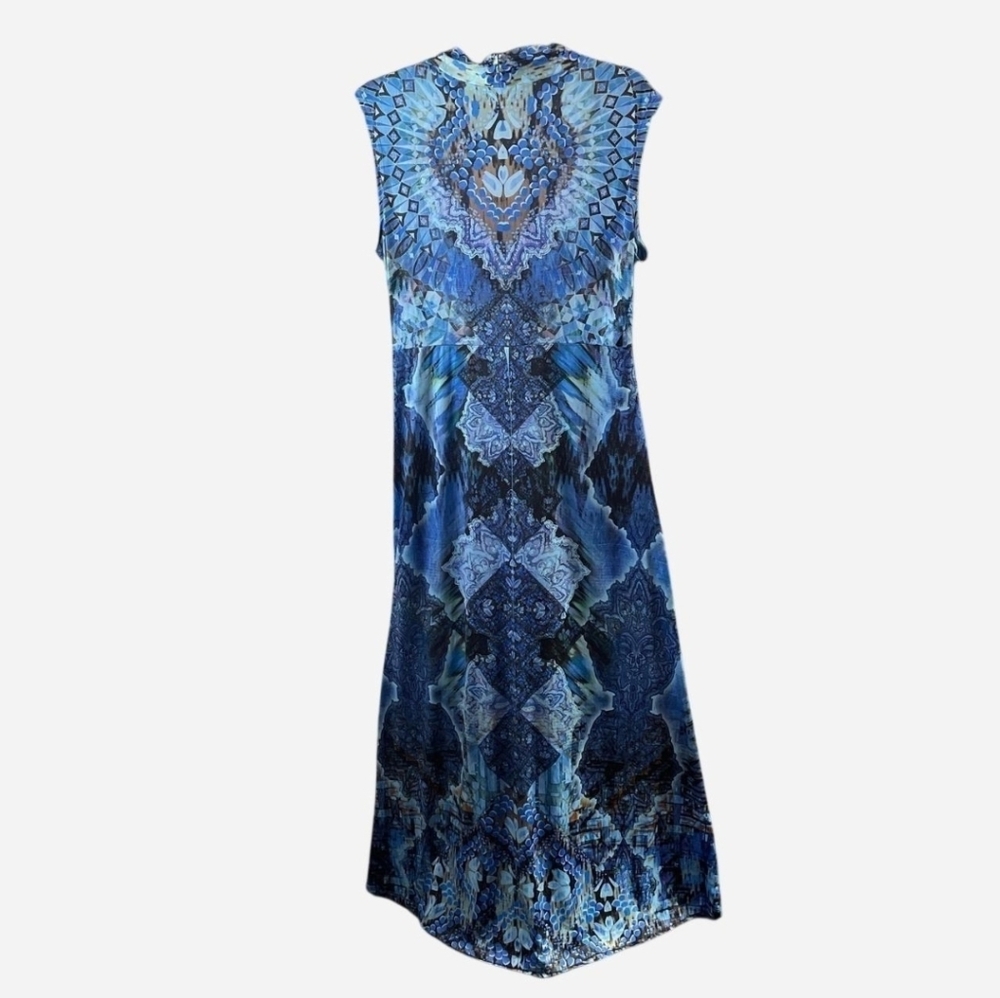 World Unity Patterned Maxi Dress - Picture 7 of 7